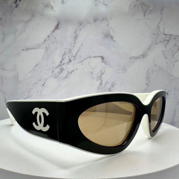 New CHANEL Sunglasses - Picture 13 of 16